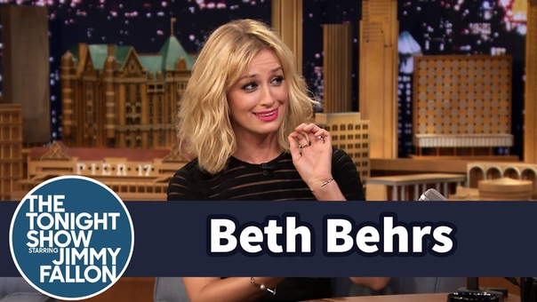 Beth Behrs Sliced Open Her Hand Eating