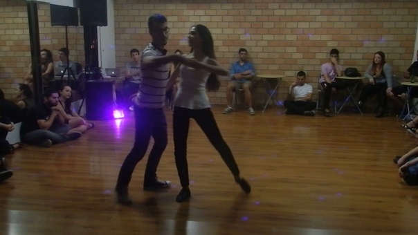 Tharles Oliveira e Emily Ferreira Baile ( Zouk Day Floripa