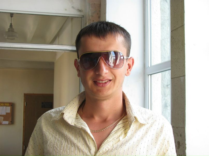 Иван Попов 伊万 | Харьков