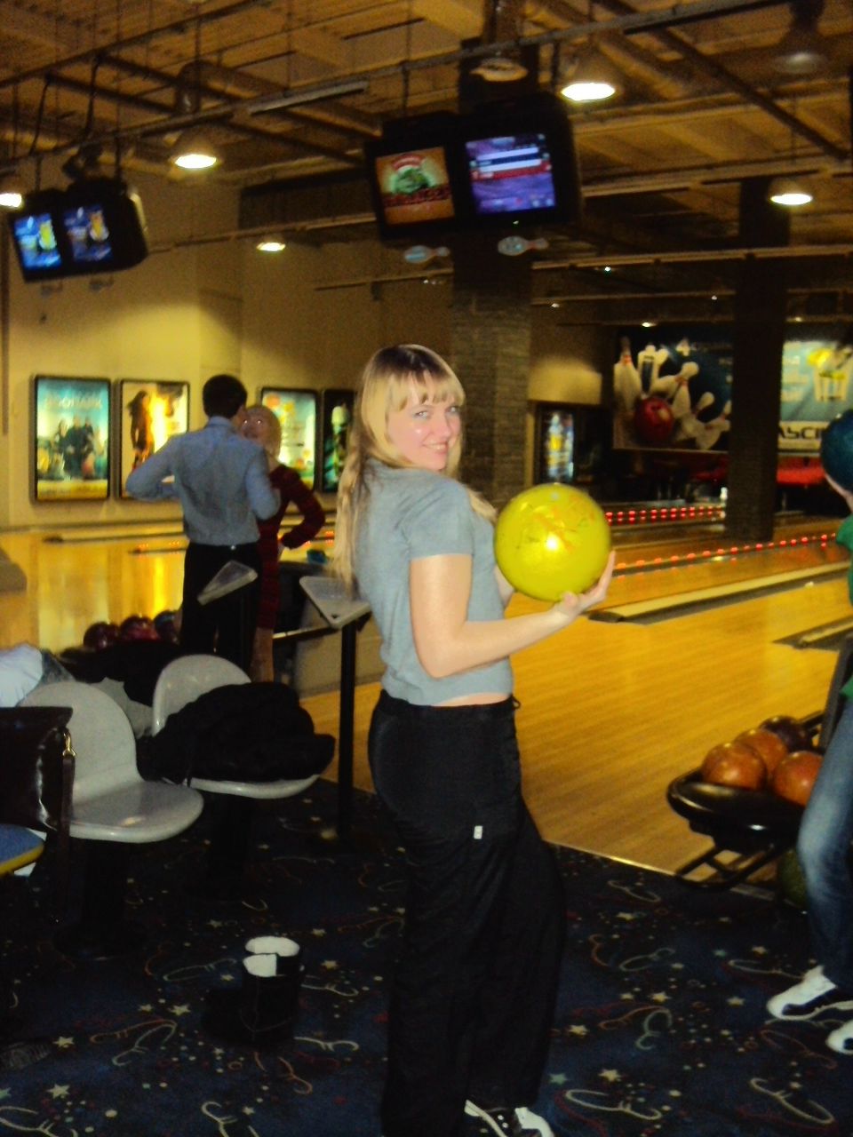 Анечка Фартова | Киев (деревня)