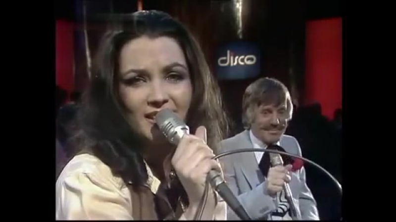 Henry Valentino und Uschi Im Wagen vor mir