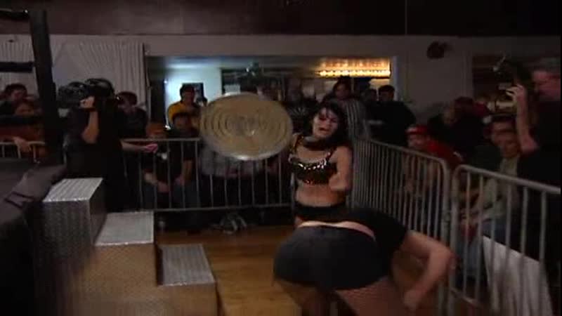 Britani Knight vs. Saraya Knight