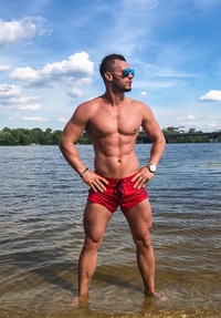 Александр Мазур