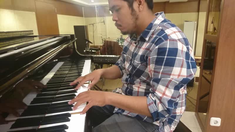 Think About His Love Don Moen, Piano Cover by Andre