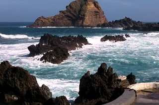 Скалы и волны. Атлантический Океан. Porto Moniz. Мадейра