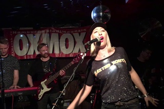 Vorrunde des OXMOX HAMBURG BANDCONTEST mit Special Guest KERY FAY live im Grünen Jäger