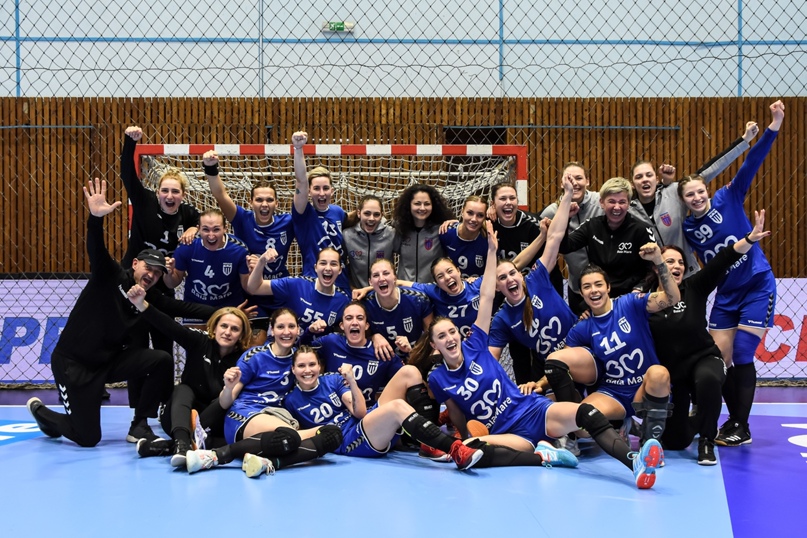 Европейская лига. В "финале четырех" "Лада" "пробыла" лишь полминуты…, изображение №3