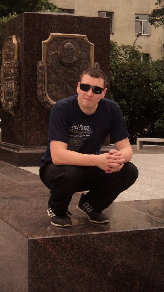 Дима Мельников (*