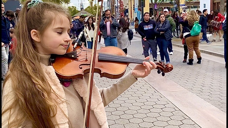 Into The Unknown on violin Disney Frozen 2 Street