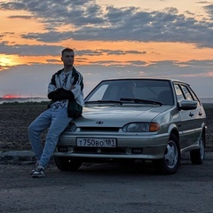 Влад Захарченко, 21 год