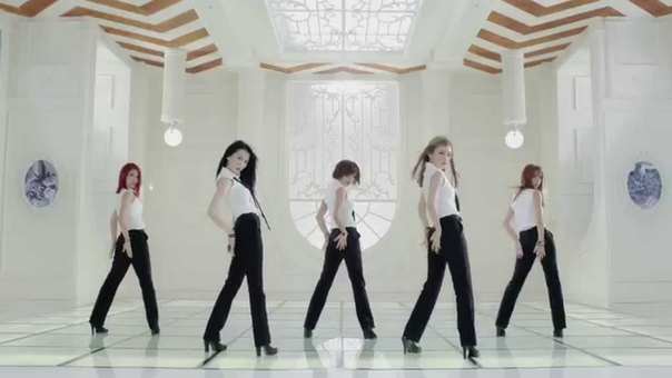 KARA Damaged Lady M,